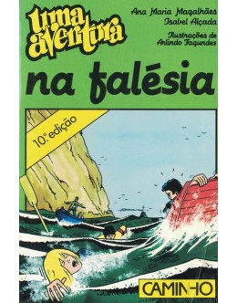Uma Aventura na Falésia | de Ana Maria Magalhães e Isabel Alçada