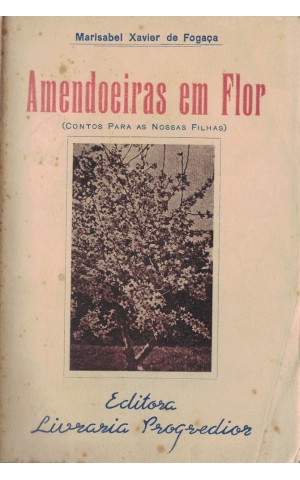 Amendoeiras em Flor | de Marisabel Xavier de Fogaça
